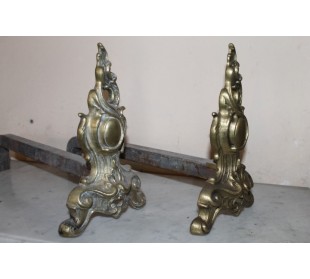 129 COPPIA DI ALARI PER CAMINETTO APPELLATA "DORSO DI... 2