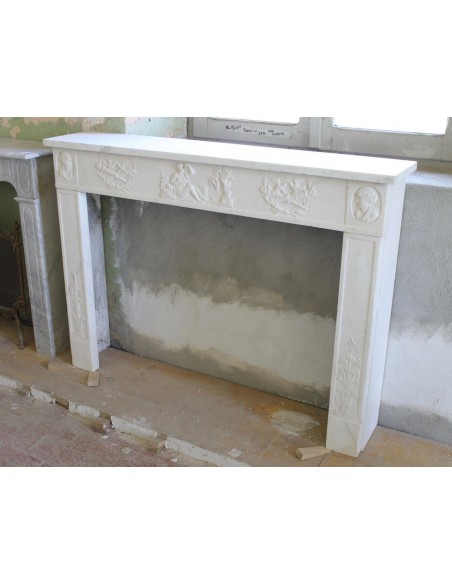 849 AG EXCEPTIONAL ITALIAN DIRECTOIRE-STYLE STATUARY FIREPLACE IN SUPER WHITE CARRARA STATUARY MARBLE