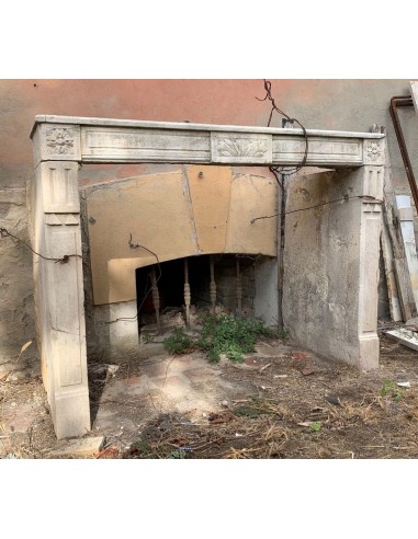 913 ANTIQUE LOUIS XVI FIREPLACE IN PIERRE DU...