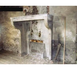 Antique large "Champagnard" fireplace mantel carved out of "Pierre Dorée" stone, for classy country houses.