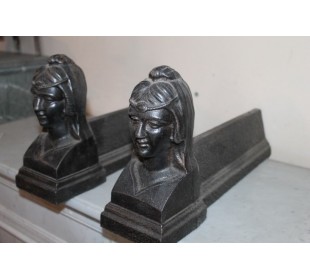 123 "FIGURINE" IN GHISA RAFFIGURANTE DONNA ORIENTALE 2